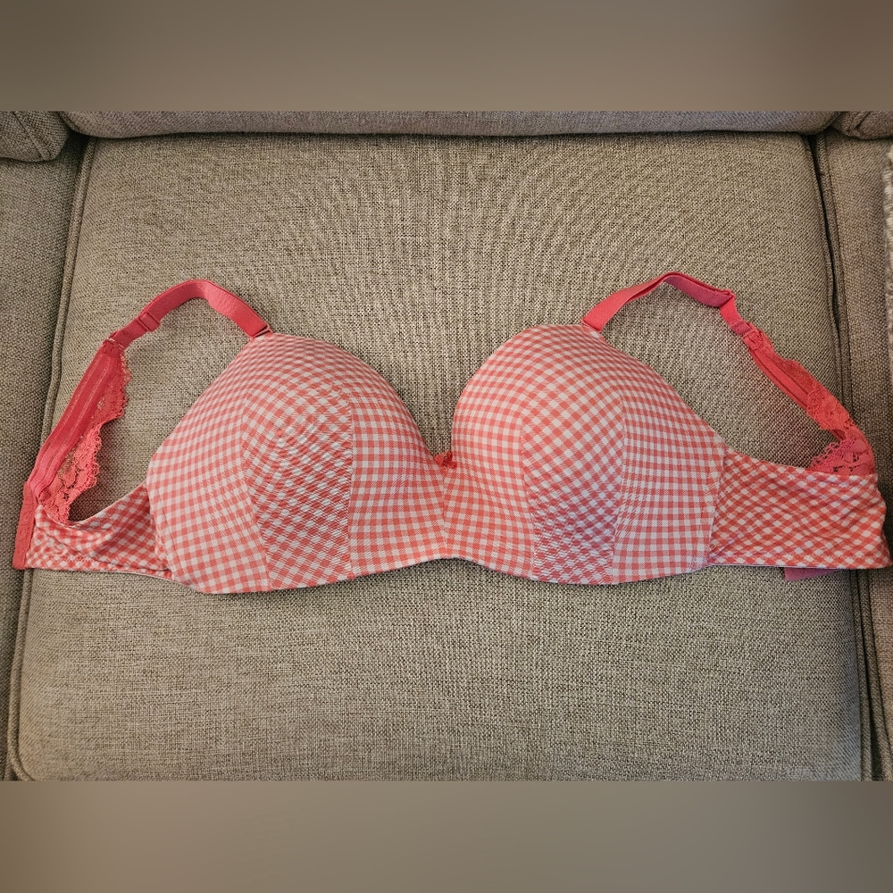 Cacique Women Bra 36DDD Wire Free Lightly Lined TShirt Pink White Plaid